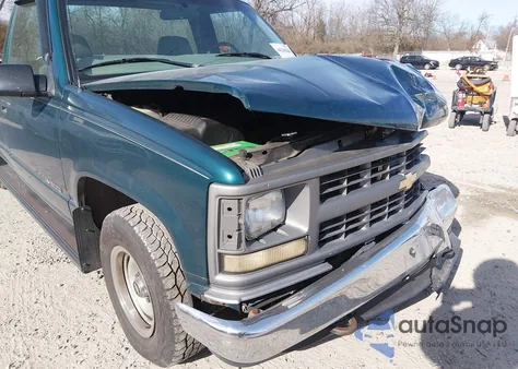 1997 Chevrolet C1500 Fleetside W/T из США, поврежденный, VIN 1GCEC14W9VZ111750